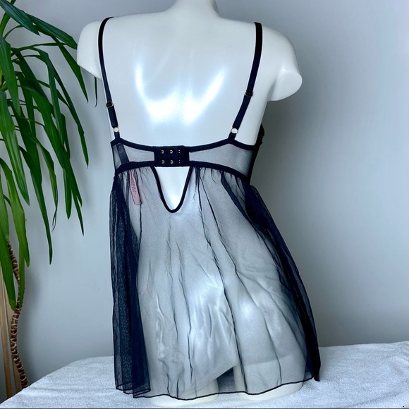 ❤️ VS All Black Sheer Lingerie - Picture 4 of 6